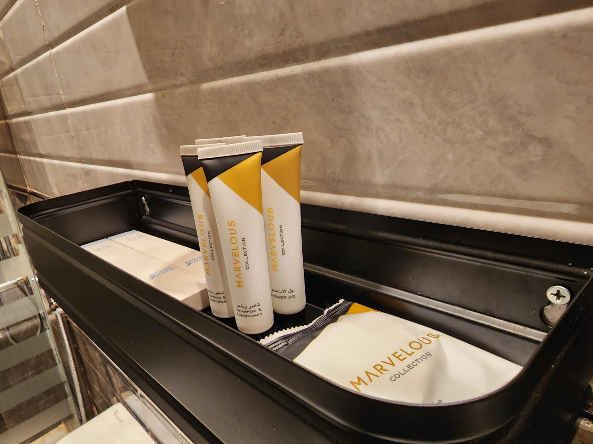 Shaty Alhayat Hotel Suites Dzsidda Kültér fotó